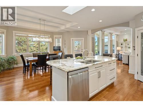 1012 Arbor View Drive, Kelowna, BC - Indoor