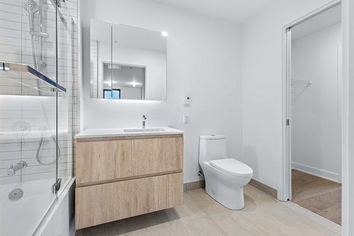 Salle de bains attenante à la CCP - 819-1150 Boul. René-Lévesque E., Montréal (Ville-Marie), QC - Indoor Photo Showing Bathroom