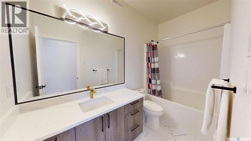 407 Kenaschuk Crescent, Saskatoon, SK - Indoor Photo Showing Bathroom