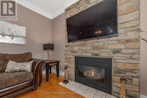 644 Valin Street, Ottawa, ON - Indoor Photo Showing Living Room With Fireplace