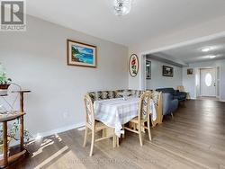 Breakfast/Dining area - 