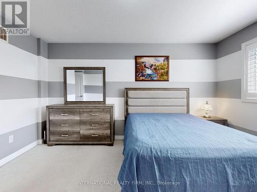 110 Swenson Street, New Tecumseth, ON - Indoor Photo Showing Bedroom