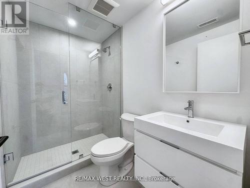 49 Morningside Avenue, Toronto, ON - Indoor Photo Showing Bathroom