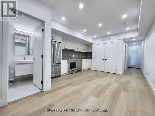 49 Morningside Avenue, Toronto, ON - Indoor