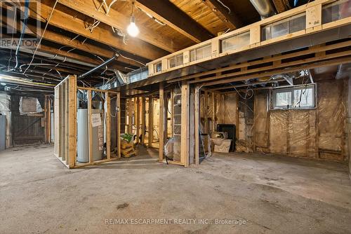 218 East 8Th Street, Hamilton, ON - Indoor Photo Showing Basement