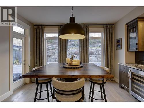 5499 Mountainside Drive, Kelowna, BC - Indoor Photo Showing Dining Room