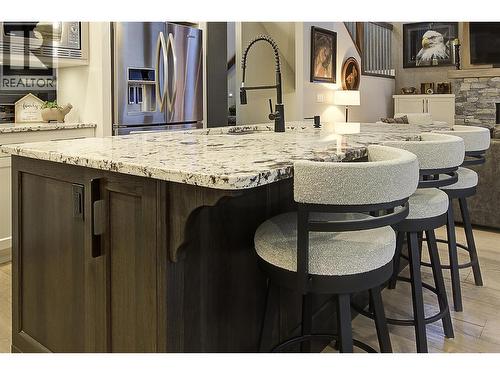 5499 Mountainside Drive, Kelowna, BC - Indoor Photo Showing Dining Room