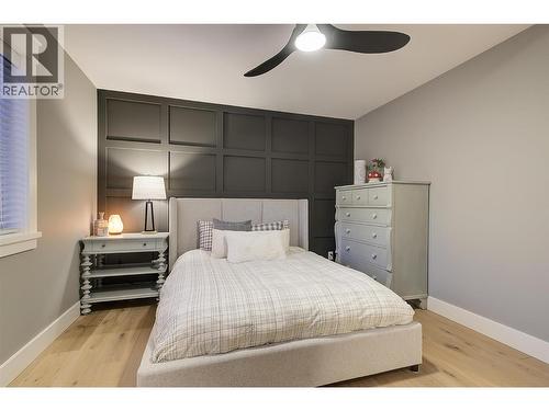 5499 Mountainside Drive, Kelowna, BC - Indoor Photo Showing Bedroom