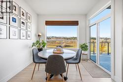 Dining space with a view! - 