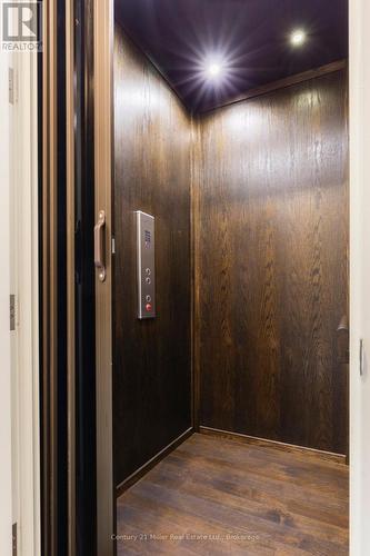 26 - 10 Maple Grove Drive, Oakville (Mo Morrison), ON - Indoor Photo Showing Other Room