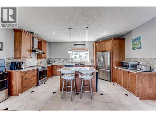 108 Red Rock Crescent, Enderby, BC - Indoor Photo Showing Kitchen With Stainless Steel Kitchen