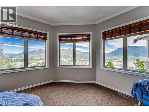 108 Red Rock Crescent, Enderby, BC - Indoor Photo Showing Bedroom