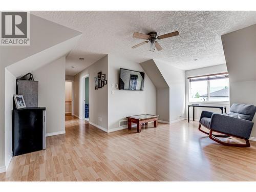 108 Red Rock Crescent, Enderby, BC - Indoor Photo Showing Living Room