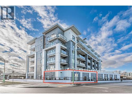 1381 Belaire Avenue, Kelowna, BC - Outdoor