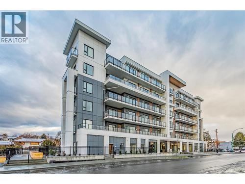 1380 Pridham Avenue Unit# 305  Kelowna, BC V1Y 6B9