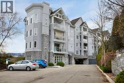 3220 Centennial Drive Unit# 304  Vernon, BC V1T 2T7