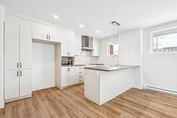 102-402 Av. Barron  Lachute, QC J8H 4L6