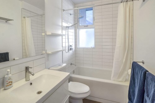 Salle de bains - 5023 Rue Fabre, Montréal (Le Plateau-Mont-Royal), QC - Indoor Photo Showing Bathroom
