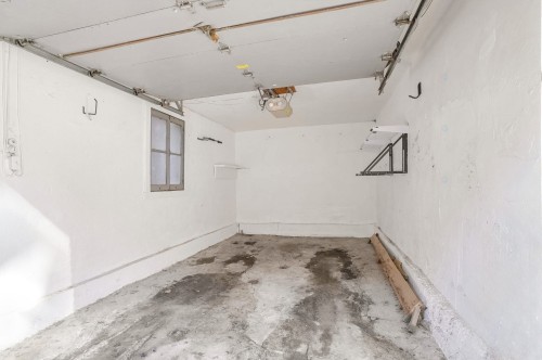 Garage - 5023 Rue Fabre, Montréal (Le Plateau-Mont-Royal), QC - Indoor Photo Showing Garage