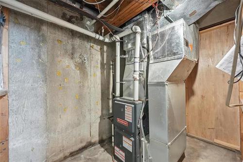 1245 Burrows Ave, Winnipeg, MB 