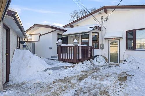 1245 Burrows Ave, Winnipeg, MB 