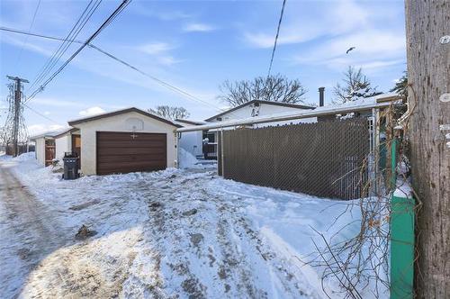 1245 Burrows Ave, Winnipeg, MB 
