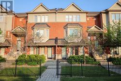 9 - 3200 BENTLEY DRIVE  Mississauga, ON L5M 0P7