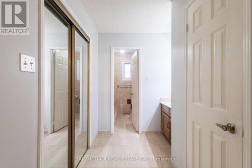 2093 The Chase, Mississauga, ON - Indoor Photo Showing Other Room