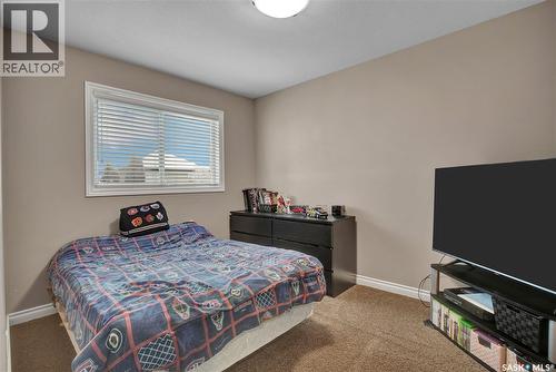 1510 Shepherds Crescent, Saskatoon, SK - Indoor Photo Showing Bedroom