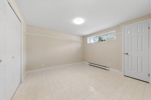 Chambre à coucher - 94 Rue Hébert, Napierville, QC - Indoor Photo Showing Other Room