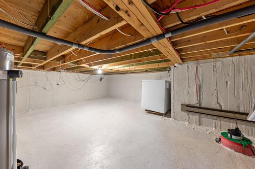 Rangement - 94 Rue Hébert, Napierville, QC - Indoor Photo Showing Basement