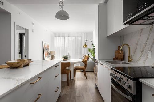 Kitchen - 514-1020 Rue Levert, Montréal (Verdun/Île-Des-Soeurs), QC - Indoor Photo Showing Kitchen With Upgraded Kitchen