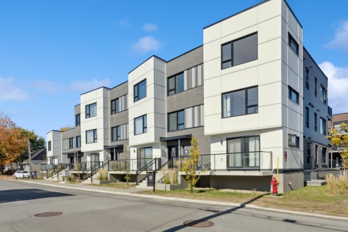 Façade - 105-85 Rue Lachapelle E., Saint-Rémi, QC - Outdoor