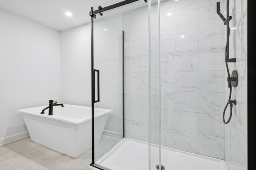 Salle de bains - 105-85 Rue Lachapelle E., Saint-Rémi, QC - Indoor Photo Showing Bathroom