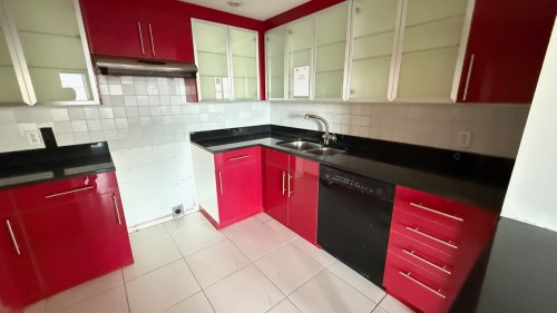 Kitchen - 1003-11115 Boul. Cavendish, Montréal (Saint-Laurent), QC - Indoor Photo Showing Kitchen With Double Sink