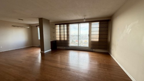 Living room - 1003-11115 Boul. Cavendish, Montréal (Saint-Laurent), QC - Indoor Photo Showing Other Room