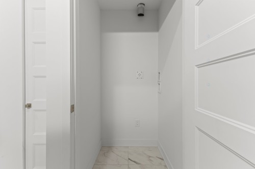 Laundry room - 208-3328 Rue Masson, Montréal (Rosemont/La Petite-Patrie), QC - Indoor Photo Showing Other Room