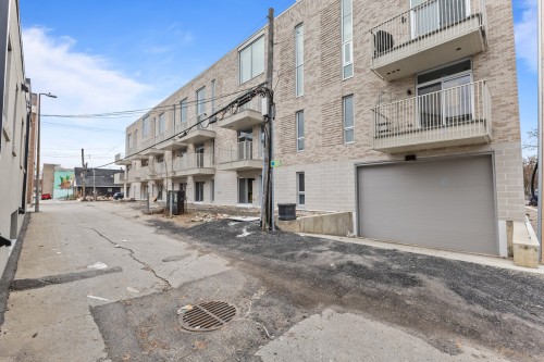 Exterior entrance - 208-3328 Rue Masson, Montréal (Rosemont/La Petite-Patrie), QC - Outdoor With Balcony