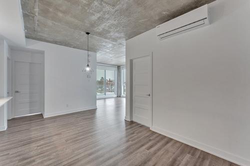 Salle à manger - 312-1295 Rue Des Carrières, Montréal (Rosemont/La Petite-Patrie), QC - Indoor Photo Showing Other Room