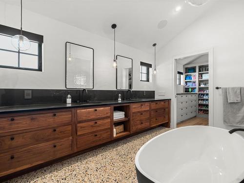 65 Shore Drive, Bedford, NS 