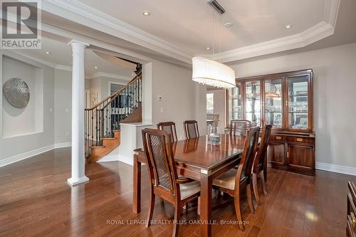 3339 Skipton Lane, Oakville, ON - Indoor Photo Showing Dining Room