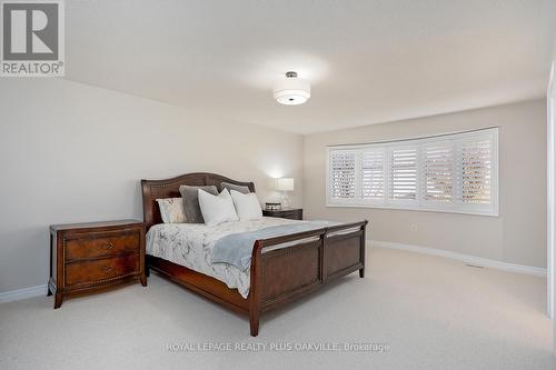 3339 Skipton Lane, Oakville, ON - Indoor Photo Showing Bedroom