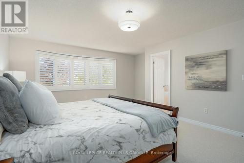 3339 Skipton Lane, Oakville, ON - Indoor Photo Showing Bedroom