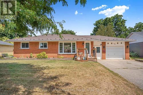 68 SUNSET BOULEVARD  Cambridge, ON N1S 1A7