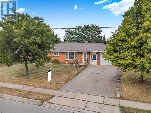 68 Sunset Boulevard, Cambridge, ON - Outdoor