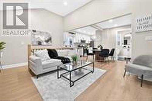 156 WALTER AVENUE N  Hamilton, ON L8H 5R2