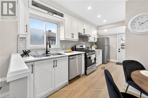 156 Walter Avenue N, Hamilton, ON - Indoor Photo Showing Kitchen With Stainless Steel Kitchen With Double Sink With Upgraded Kitchen