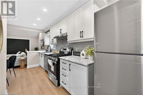 156 Walter Avenue N, Hamilton, ON - Indoor Photo Showing Kitchen With Upgraded Kitchen