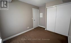 1418 - 181 VILLAGE GREEN SQUARE  Toronto, ON M1S 0K6