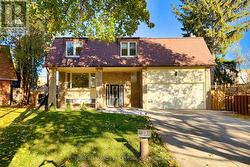 25 HESTER COURT  Markham, ON L3T 3K4